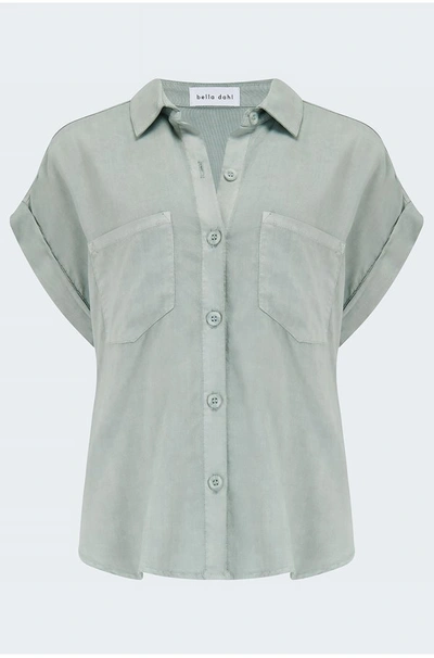 Bella Dahl Two Pocket Short Sleeve Shirt In Oasis Green