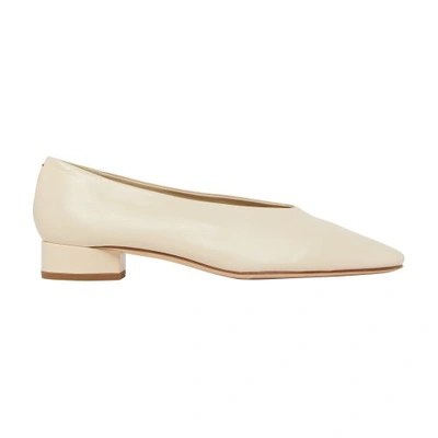 Aeyde Delia Nappa Leather Ballet Flats In Creamy