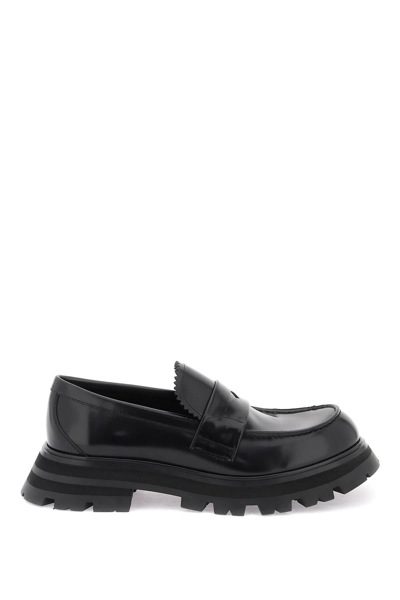 Alexander Mcqueen Brushed Leather Wander Loafers In Black
