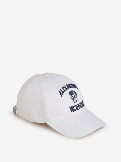 Alexander Mcqueen Varsity Skull Cap In Blanc