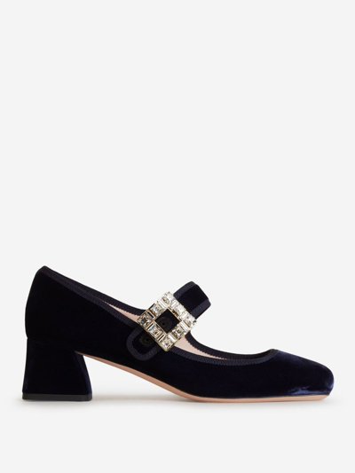 Roger Vivier Très Vivier Crystal-embellished Velvet Mary Jane Pumps In Blau Nit