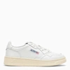 Autry Sneakers Medalist Low In Pelle Bianco Argento In White