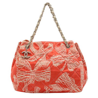 Pre-owned Chanel Matelassé Orange Canvas Shoulder Bag ()