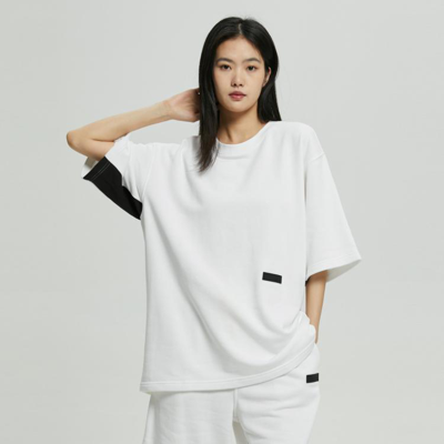 Calvin Klein Ck Jeans夏季男女情侣中性休闲简约印花舒适圆领短袖t恤j400207 In White
