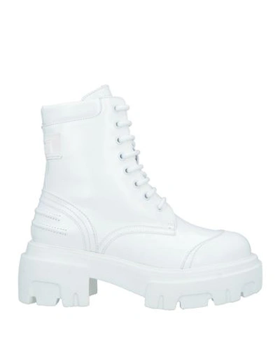 Msgm Woman Ankle Boots White Size 8 Leather
