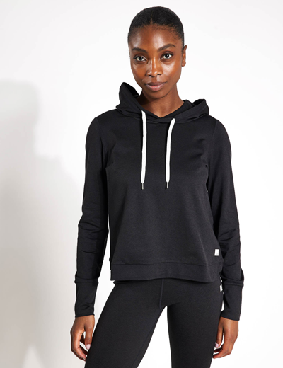 Vuori Halo Essential Hoodie In Black