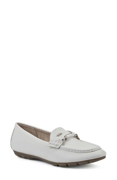 Cliffs By White Mountain Women's Cindy Ballet Flat In White Burnished Smooth