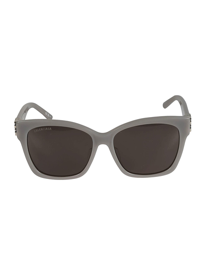 Balenciaga Bb Hinge Classic Sunglasses In Grey/silver