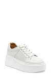 J/slides Nyc Harlowe Platform Sneaker In White