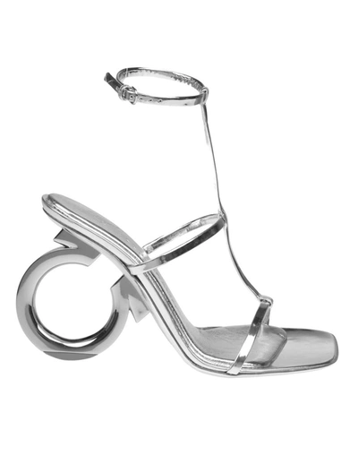 Ferragamo Minimal Sandal In Laminated Leather In Silver