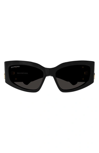Balenciaga 57mm Cat Eye Sunglasses In Black