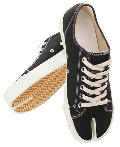 Maison Margiela Tabi Sneakers In Black/white