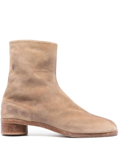 Maison Margiela Tabi 50mm Suede Boots In Brown