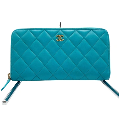 Pre-owned Chanel Matelassé Turquoise Leather Wallet  ()