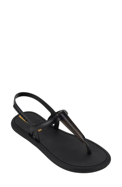 Ipanema Glossy Casual Flat Thong Sandals In Black