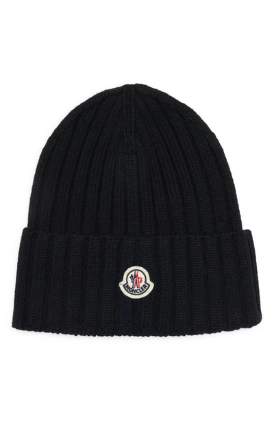 Moncler Beanie With Logo In Black
