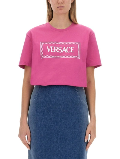 Versace Pink '90s Vintage Logo Cotton T-shirt In Fuchsia