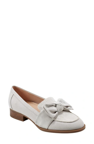 Bandolino Houndstooth Print Bow Loafer In Sand- Textile