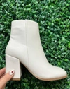 Pierre Dumas Only In Time Ankle Boots In White In White
