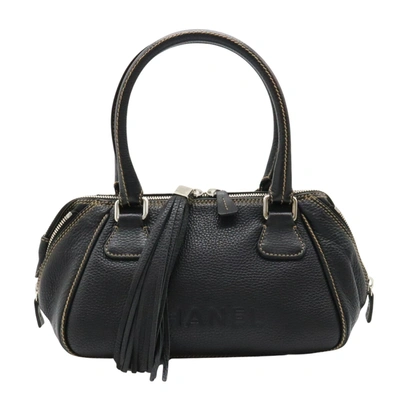 Pre-owned Chanel Fringe Leather Shoulder Bag () In Black