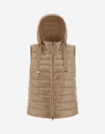 Herno Sleeveless Jacket In Nylon Ultralight In Camel