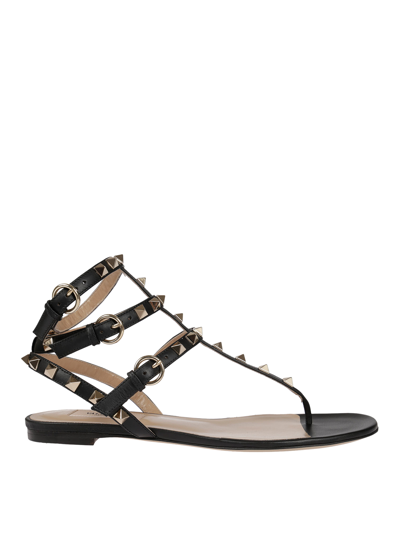 Valentino Garavani Calfskin Thong Sandals In Black