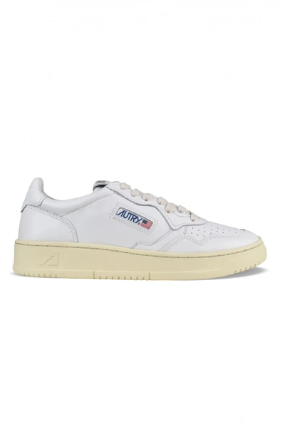 Autry - Medalist Leather Sneakers In White