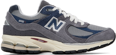 NEW BALANCE GRAY & NAVY 2002R SNEAKERS