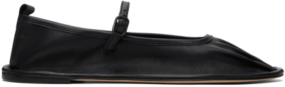 Hereu Dansa Pleated Toe Mary Jane Flat In Black