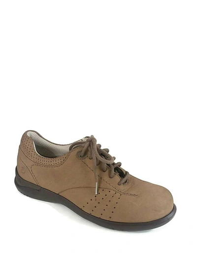 Aravon Farren Lace Up Shoes - Extra Wide Width In Brown/tan