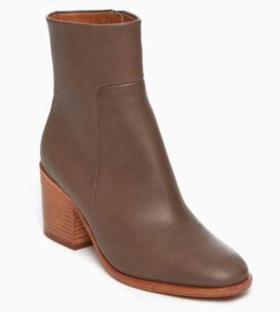 Coclico Befo Boot In Savana Taupe In Brown