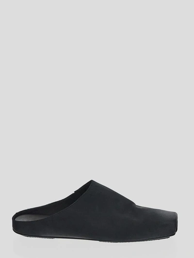 Uma Wang Flat Shoes In Black