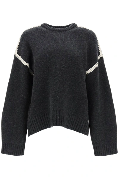 Totême Cashmere-blend Knit Jumper With Embroidered Detail In Grey