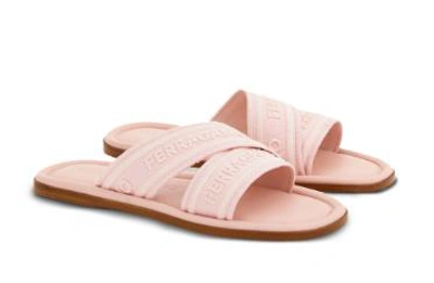 Ferragamo Salvatore  Logo Embossed Slip In Pink