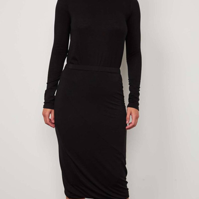 Velvet By Graham & Spencer Harlyn Skirt In Black