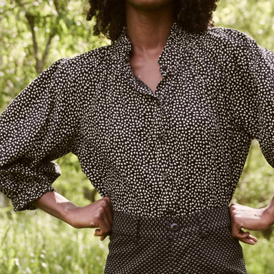 The Great The Boutonniere Top In Black Laurel Leaf