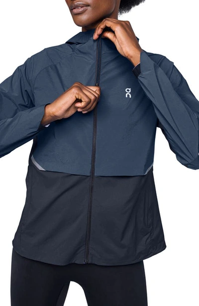 On Core Hooded Packable Running Jacket In Denim/ Navy