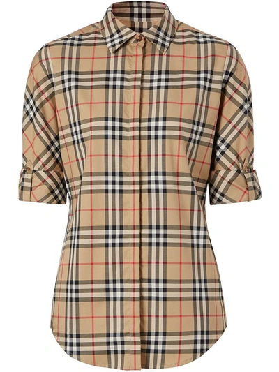 Burberry Vintage Check Short In Cream