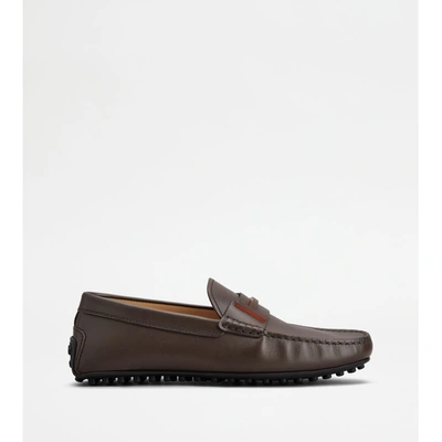 Tod's City Gommino Driving Shoes In Leather In Brown