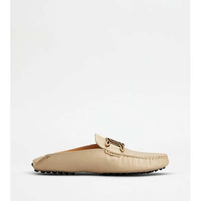 Tod's Gommino Mule Shoes In Leather In Beige