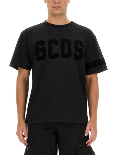 GCDS GCDS T-SHIRT WITH LOGO