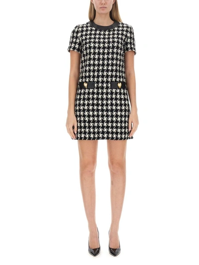 Moschino Houndstooth Knitted Minidress In Grey