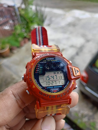 Pre-owned Casio X Vintage Casio Cnx1000 Digital Watch In Red