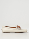 Tod's Gommini Bicolor Chain Driver Penny Loafers In Cream