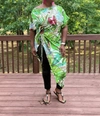 The Curve Resort Me Tunic Top In Green In Green