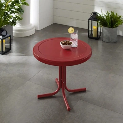 Crosley Furniture Griffith Retro Metal Outdoor Side Table In Red
