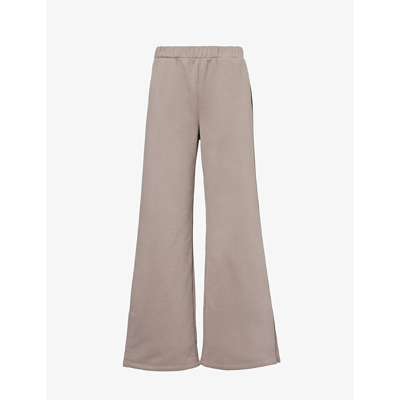 Beyond Yoga Womens Birch On The Go Relaxed-fit Cotton-blend Trousers