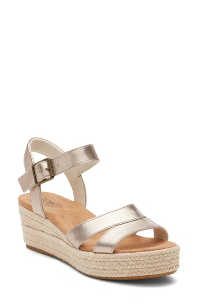 Toms Audrey Ankle Strap Espadrille Platform Wedge Sandal In Light Gold Metallic Leather