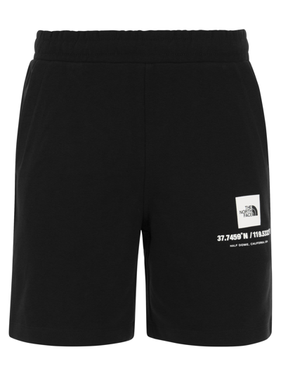 The North Face Coordinates Shorts In Black