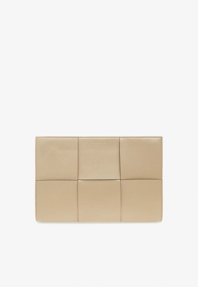 Bottega Veneta Arco Intrecciato Leather Document Holder In Taupe